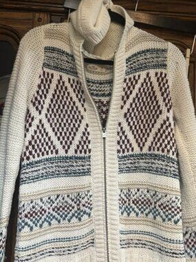 Hollister Women's Cable‎ Net Hooded Full Zip Sweater Size Medium Y2K Retro Style